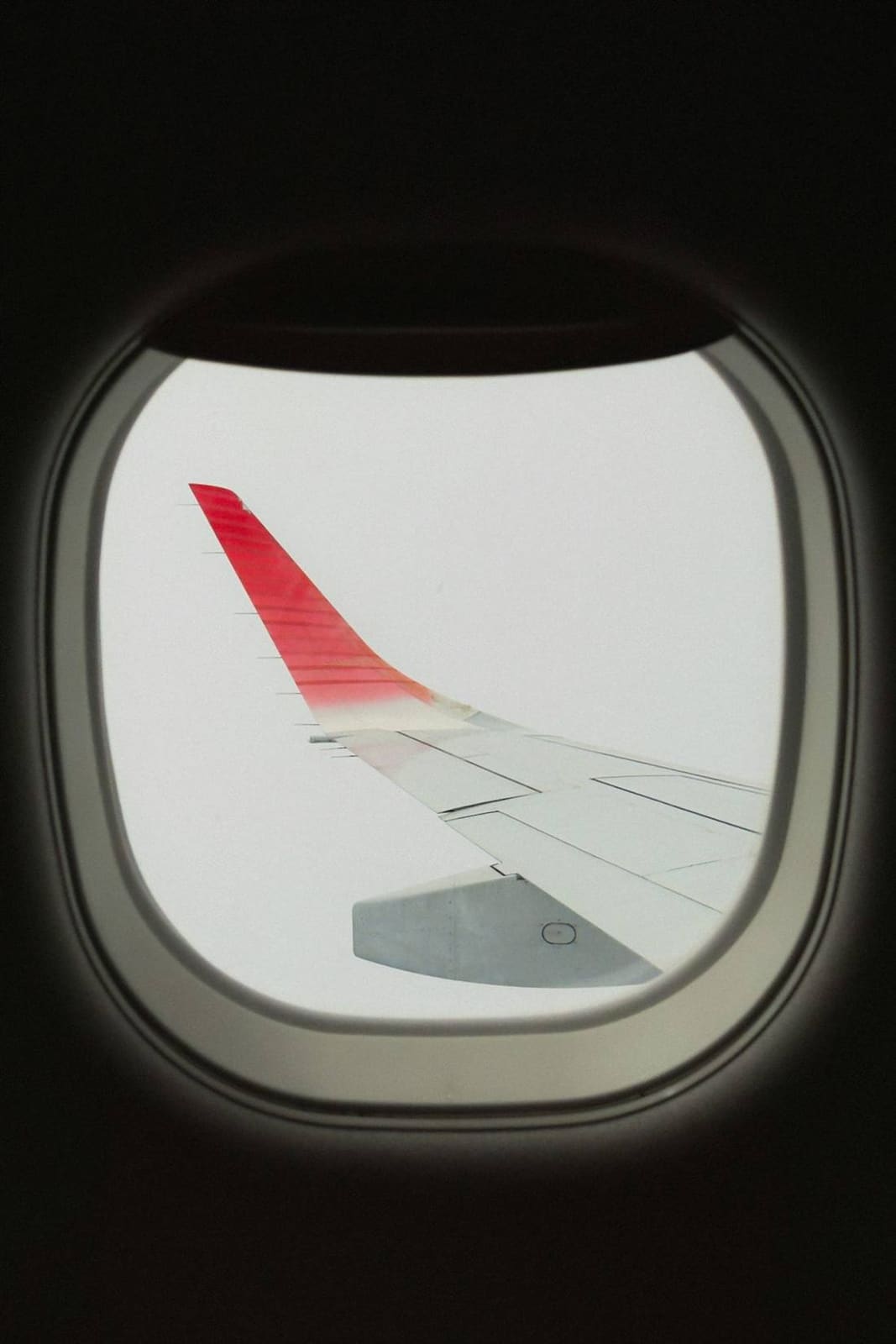 Vue depuis le hublot d'un avion